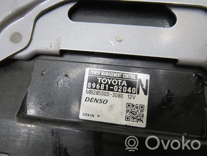 Toyota Auris E180 Relais de ventilateur de liquide de refroidissement 89681-02040