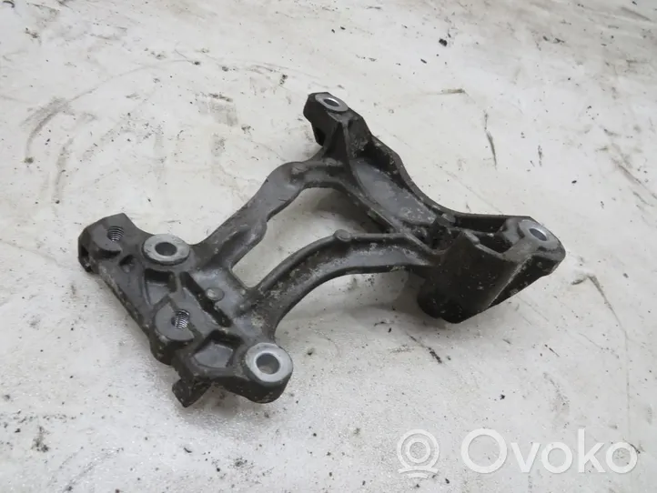 Honda Civic IX Support de compresseur de clim 