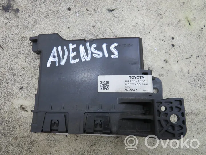 Toyota Avensis T270 Module unité de contrôle climatisation 88650-05310