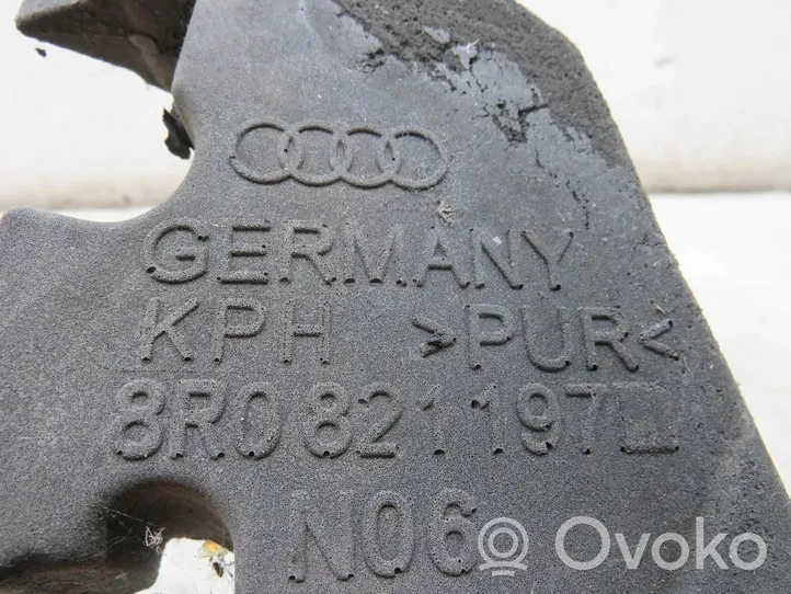 Audi Q5 SQ5 Lokasuojan vaahtomuovituki/tiiviste 8R0821197