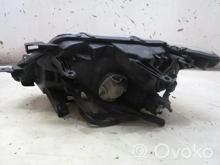 Nissan X-Trail T32 Headlight/headlamp 