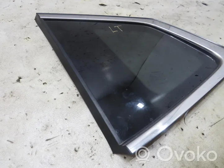 Nissan X-Trail T32 Rear side window/glass 