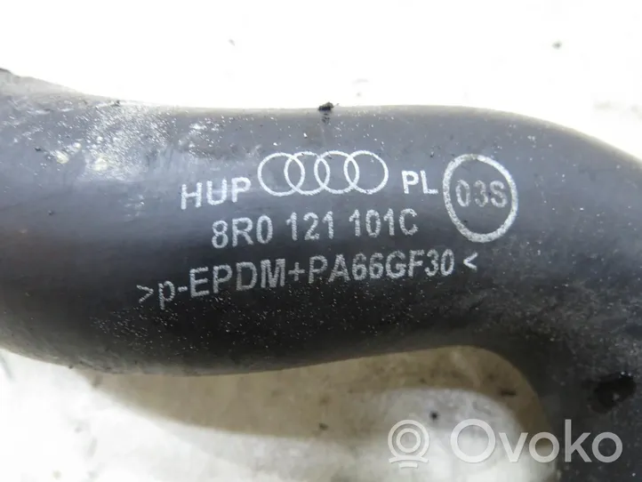 Audi Q5 SQ5 Tubo flessibile del liquido di raffreddamento del motore 8R0121101C