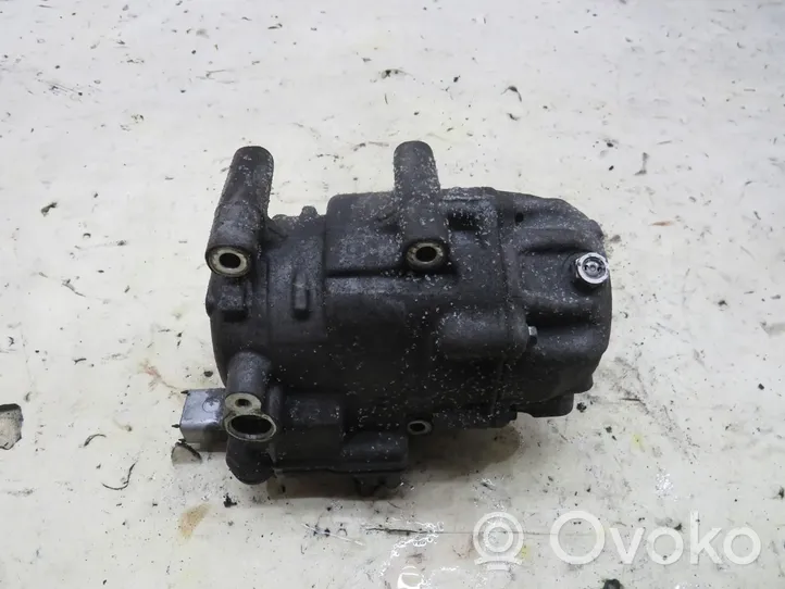 Toyota Prius (XW30) Compresseur de climatisation 042200-0411