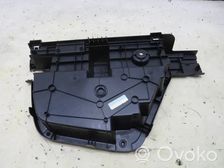 Toyota Avensis T270 Staufach Ablagefach im Kofferraum 64997-05030