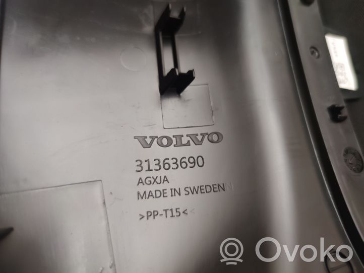 Volvo S90, V90 Kojelaudan kehys 31366651