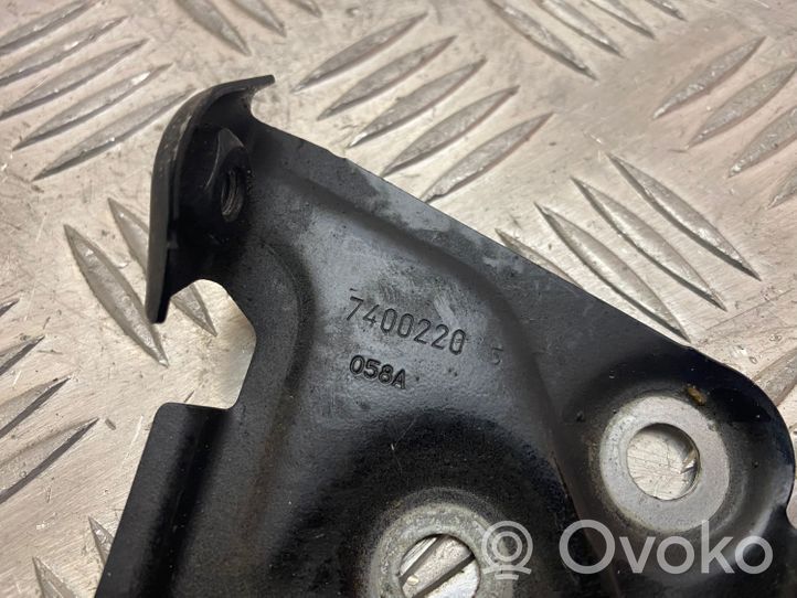 BMW X4 G02 Supporto di montaggio del parafango 7400220