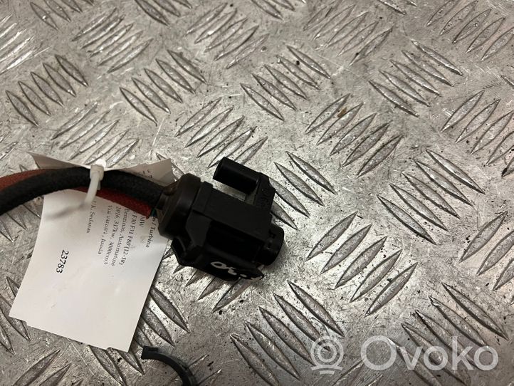 BMW 3 F30 F35 F31 Solenoidinis vožtuvas 8570591