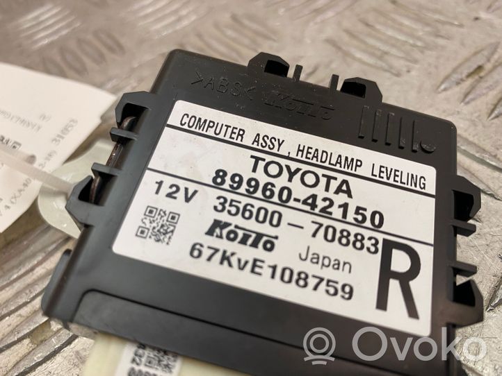 Toyota RAV 4 (XA40) Sterownik / Moduł świateł LCM 8996042150