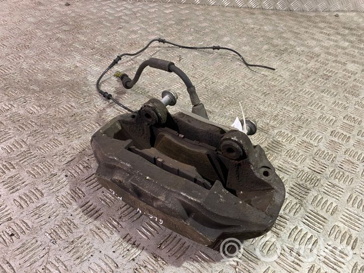 Mercedes-Benz GLC X253 C253 Front brake caliper 