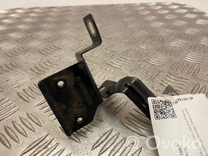 Land Rover Evoque II Supporto di montaggio del parafango K8D216E032AA