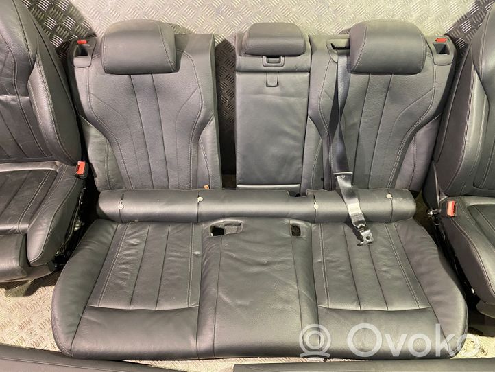 BMW X6 F16 Seat set 