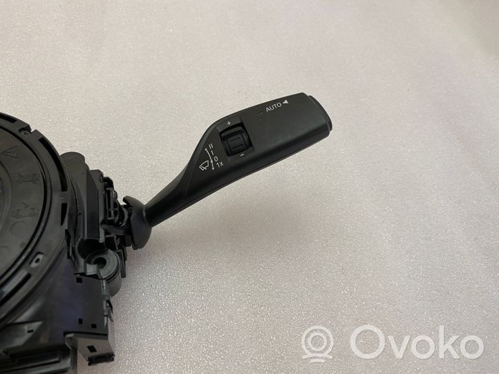 BMW X6 F16 Wiper turn signal indicator stalk/switch 6833422