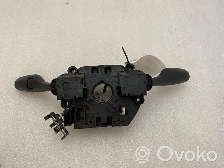 BMW X6 F16 Leva/interruttore dell’indicatore di direzione e tergicristallo 6833422