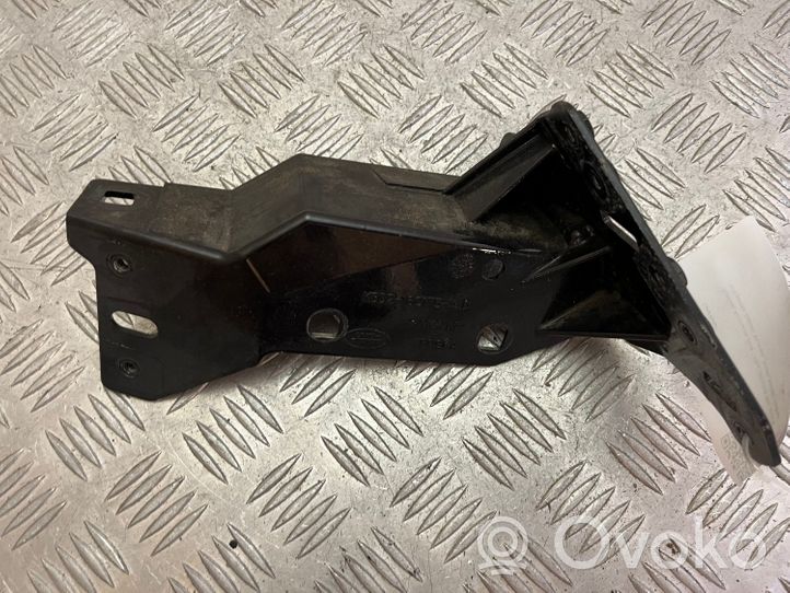 Land Rover Evoque II Supporto di montaggio del parafango K8D216C175AD