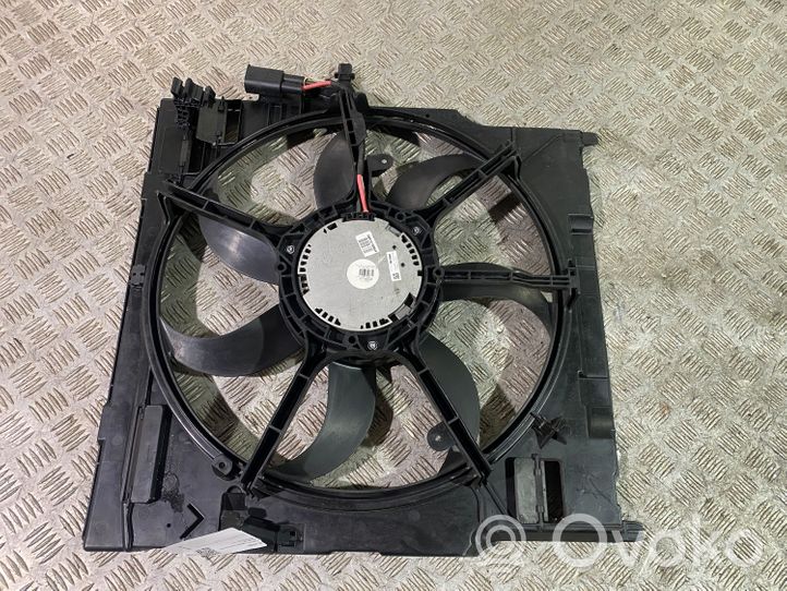 BMW X6 F16 Ventilador eléctrico del radiador 7634467