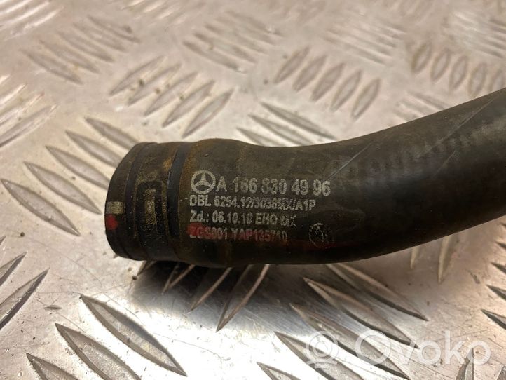 Mercedes-Benz GLS X166 Engine coolant pipe/hose A1668304996