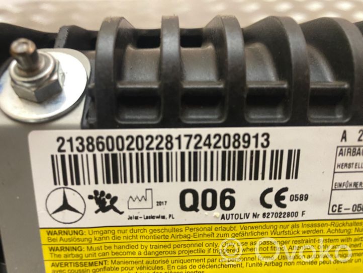 Mercedes-Benz E W238 Keleivio oro pagalvė A2138600202