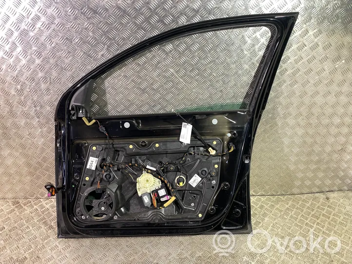 Volkswagen Golf VI Front door 