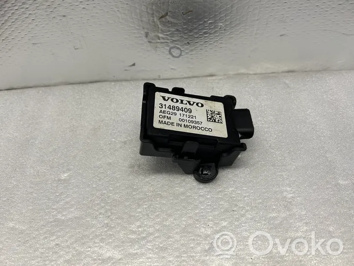 Volvo XC40 Puhelimen käyttöyksikkö/-moduuli 31489409