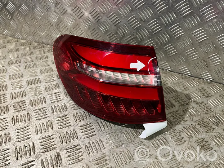 Mercedes-Benz GLC X253 C253 Lampa tylna A2539060900