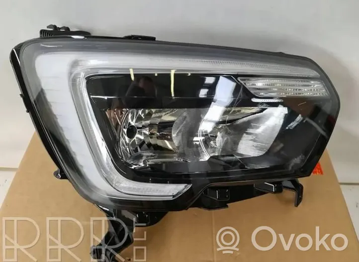 Renault Master III Headlight/headlamp 260105567R