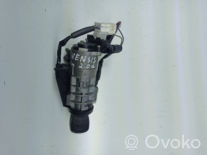 Toyota Avensis T220 Ignition lock 8978005021