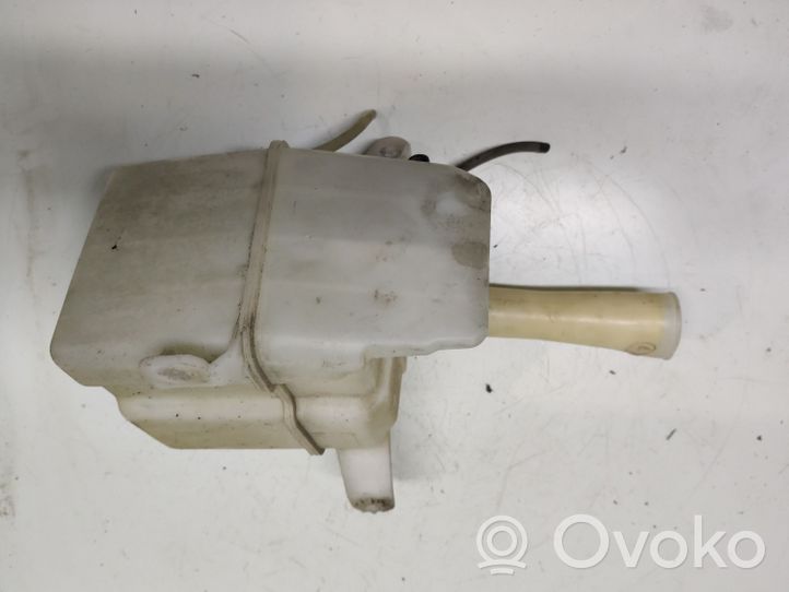 Toyota Corolla E120 E130 Réservoir de liquide lave-glace 