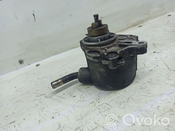 Mercedes-Benz S W220 Alipainepumppu A6122300065