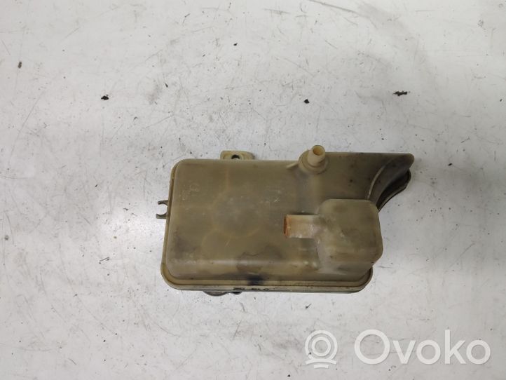 Toyota Avensis T250 Serbatoio di compensazione del liquido refrigerante/vaschetta F2522A0