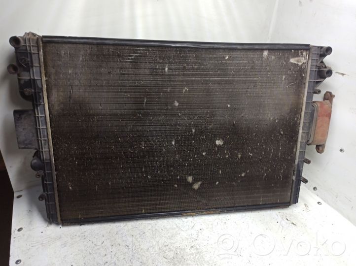 Iveco Daily 3rd gen Radiateur de refroidissement 