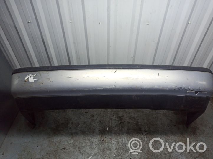 Volkswagen PASSAT B4 Pare-chocs 3A5807431