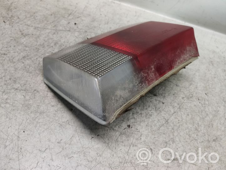 Audi 80 90 S2 B4 Lampy tylnej klapy bagażnika 