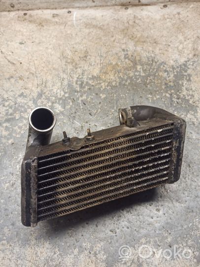 Audi 80 90 S2 B4 Radiatore intercooler 