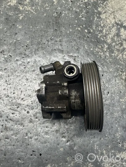 Audi A4 S4 B6 8E 8H Pompe de direction assistée 8E0145155X