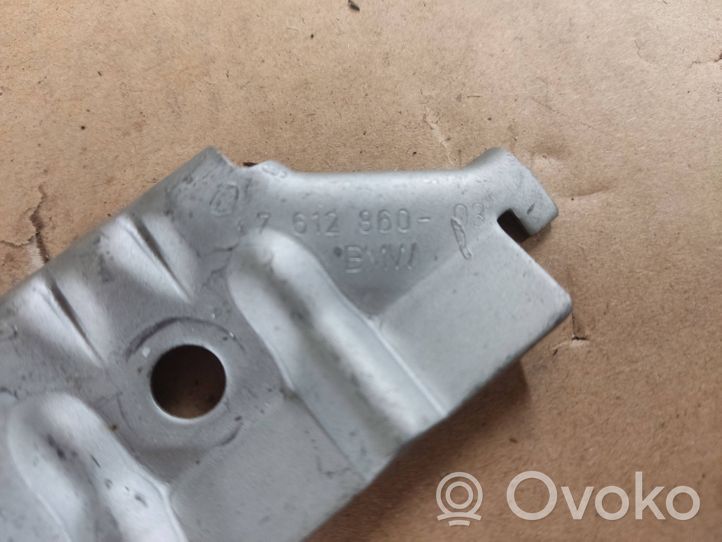 BMW X5 F15 Staffa di montaggio della batteria 7612860