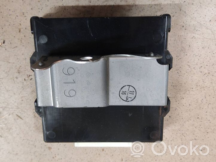 Toyota RAV 4 (XA30) Aizmugurējā tilta vadības bloks 8963042040