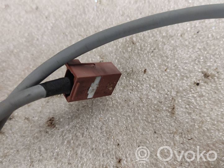 Toyota Prius+ (ZVW40) Connettore plug in USB 8619048030