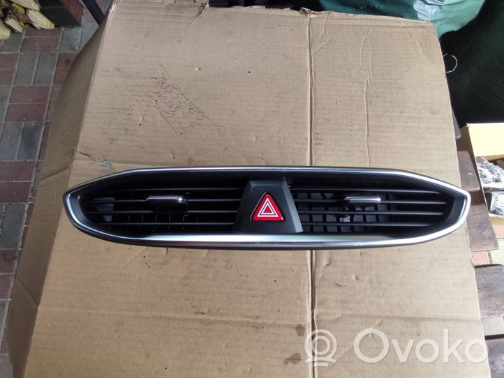 Hyundai Santa Fe Dash center air vent grill 97410-s1000