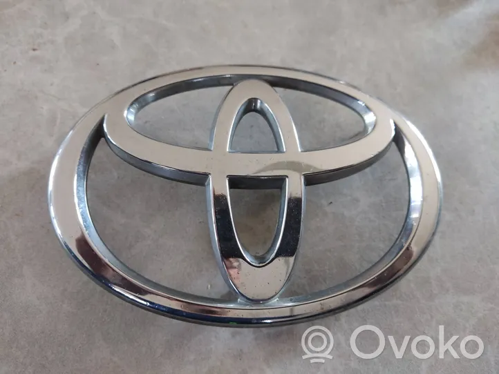 Toyota Avensis T250 Logo, emblème, badge 7531105030