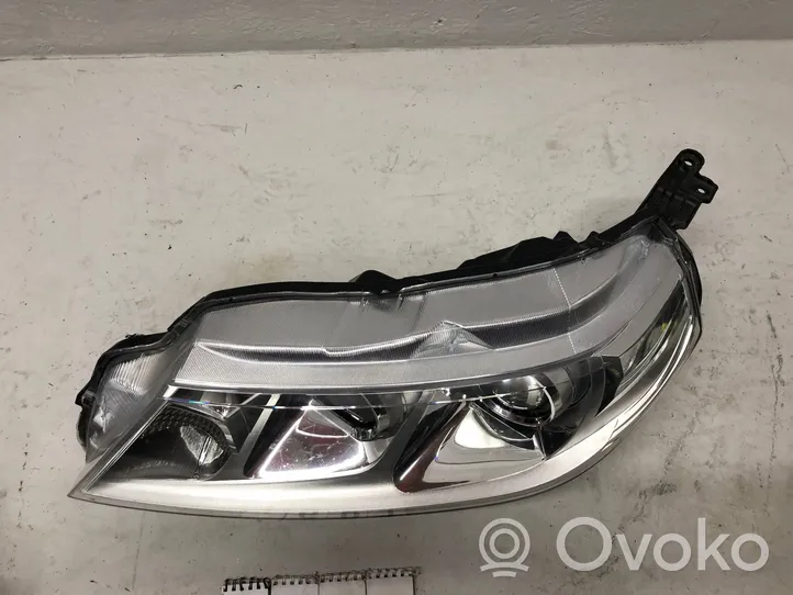 Suzuki Vitara (LY) Faro delantero/faro principal 100-18097