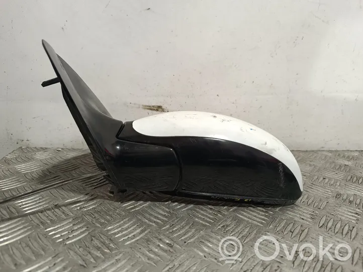 Ford Focus Front door electric wing mirror 015475