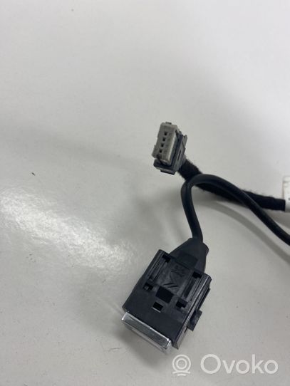 Peugeot 308 Connecteur/prise USB 9806048180