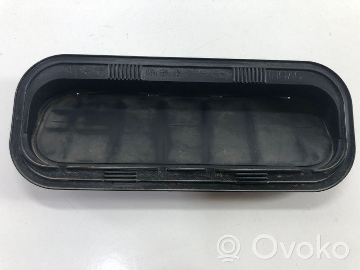 Toyota RAV 4 (XA40) Ventiliacinės grotelės 6294012180