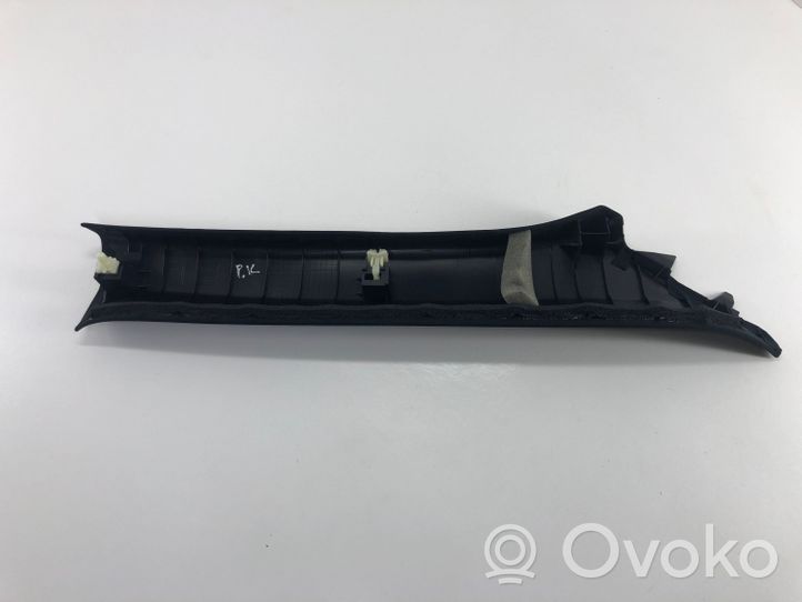 Toyota RAV 4 (XA40) Rivestimento montante (A) 6222042080