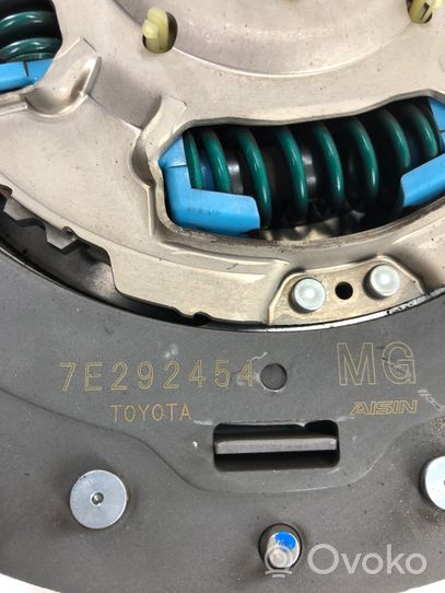 Toyota RAV 4 (XA40) Kit frizione 7E292454