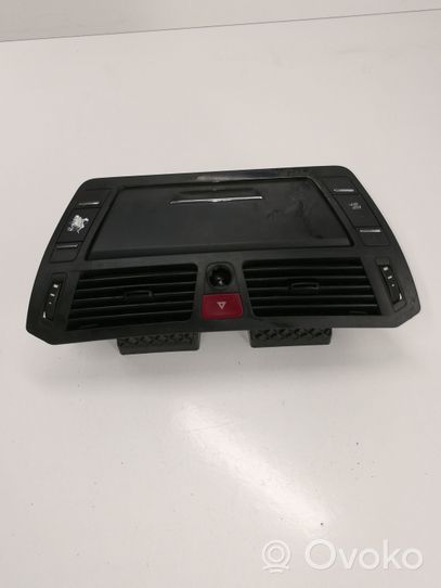 Citroen C4 Grand Picasso Dash center air vent grill 96832660ZD