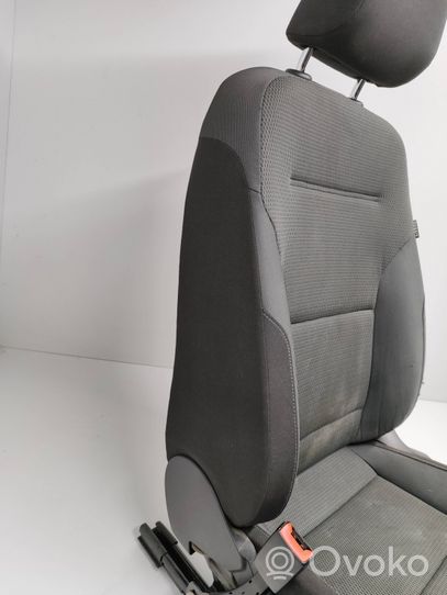 Volkswagen Golf VII Front driver seat 