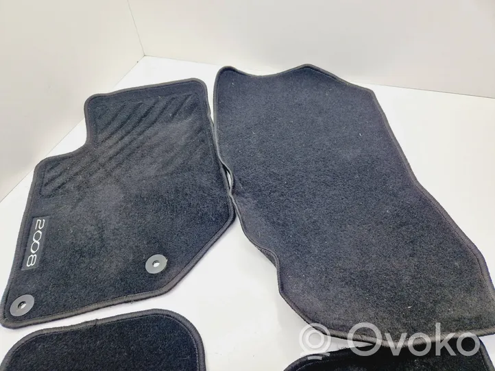 Peugeot 2008 II Car floor mat set 