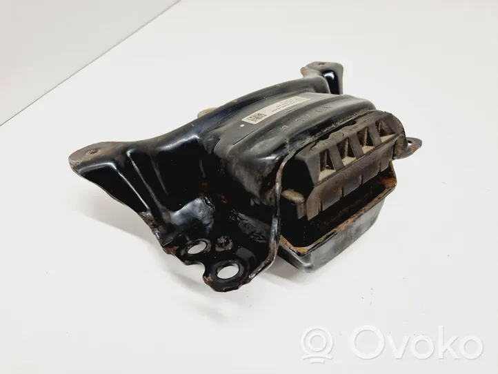Skoda Octavia Mk3 (5E) Supporto di montaggio del motore 5Q0199555AD